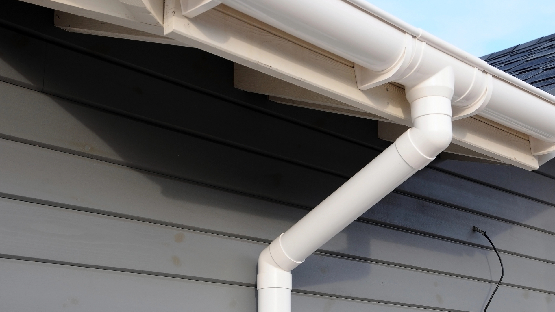 professional gutter cleaning