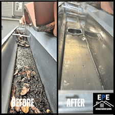 Top-Notch-Gutter-Cleaning-in-Highland-Park-Texas 0