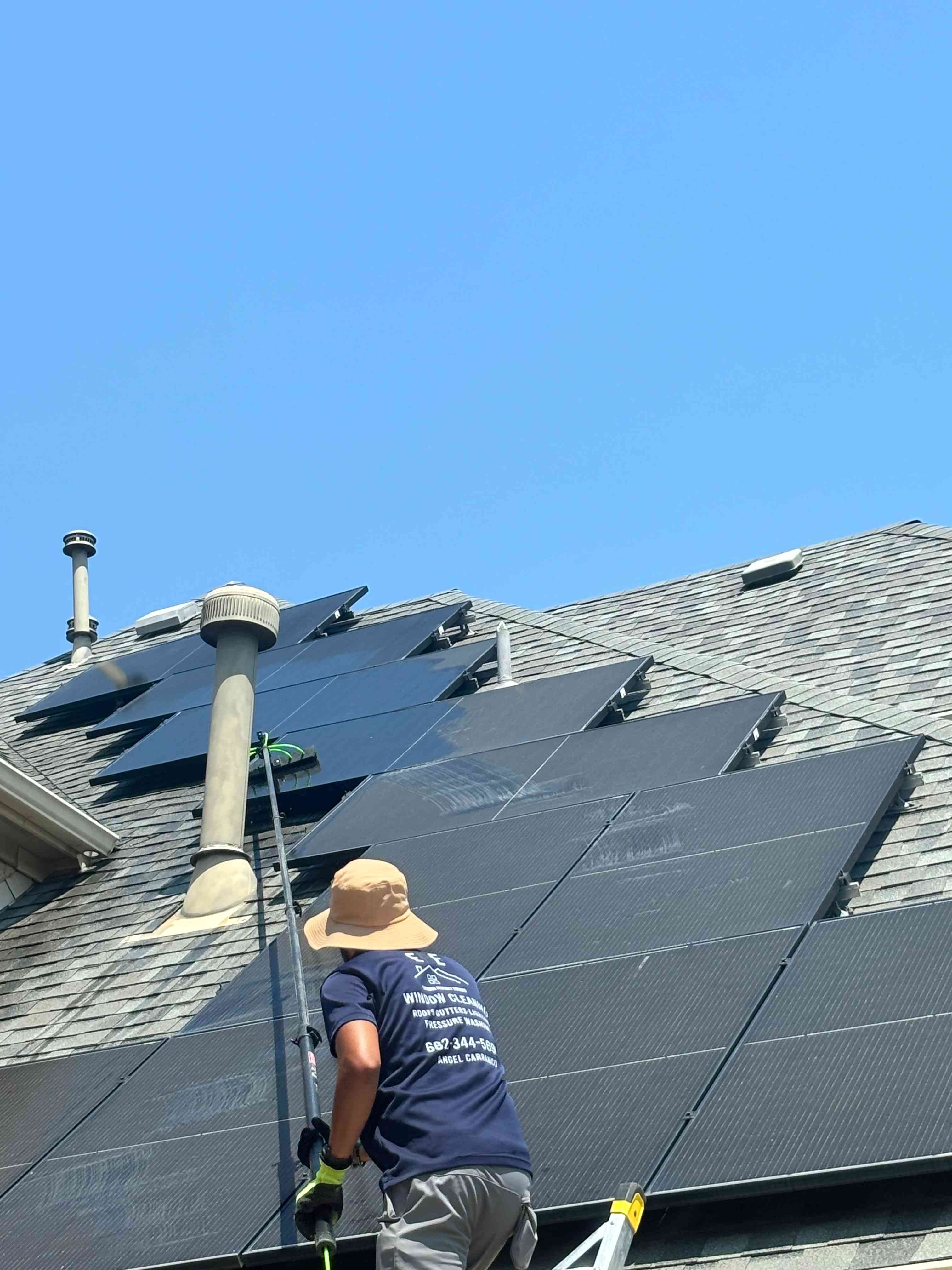 Top Quality Solar Panel Cleaning Performed in University Park, Texas Thumbnail
